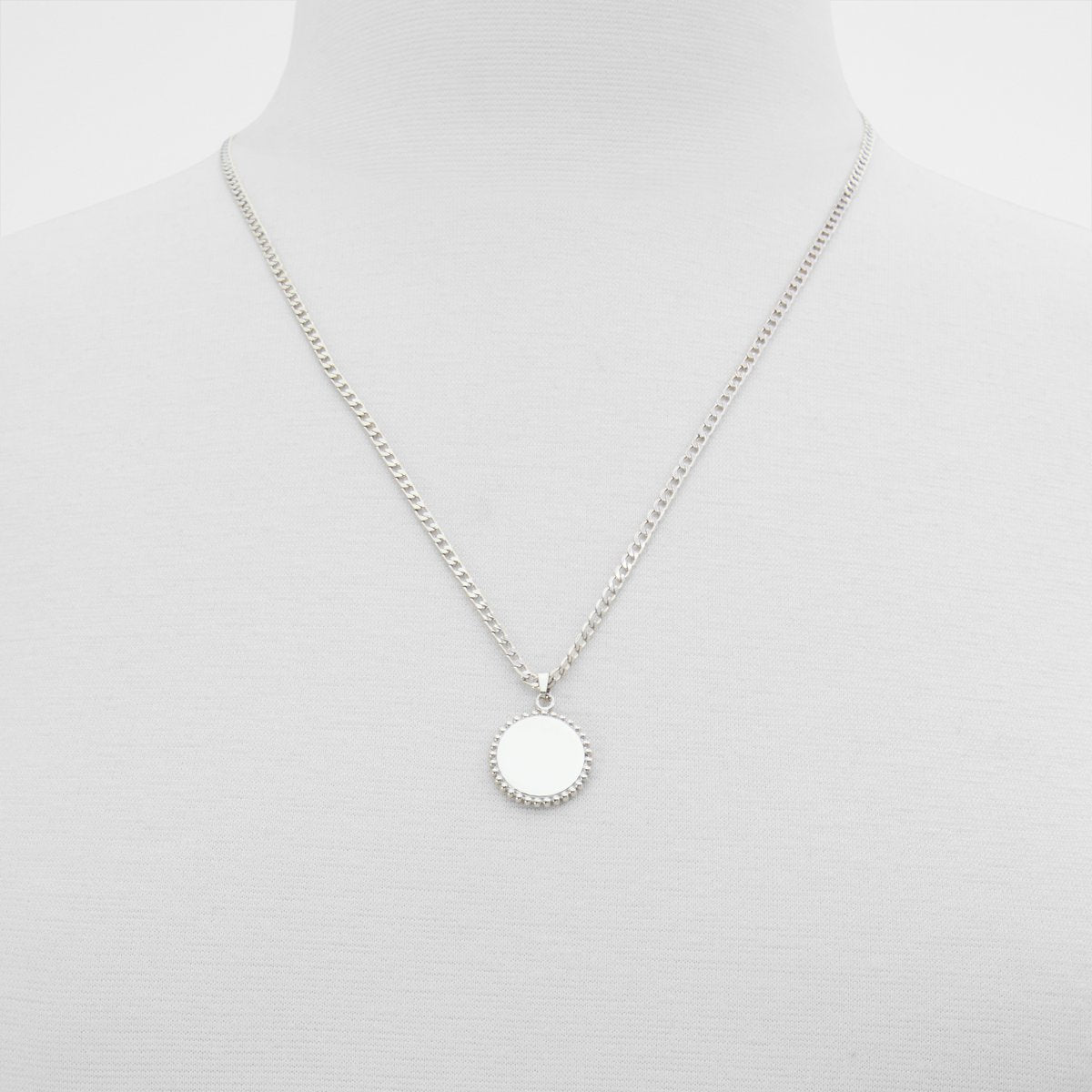 Agriresa Single-Strand Necklace