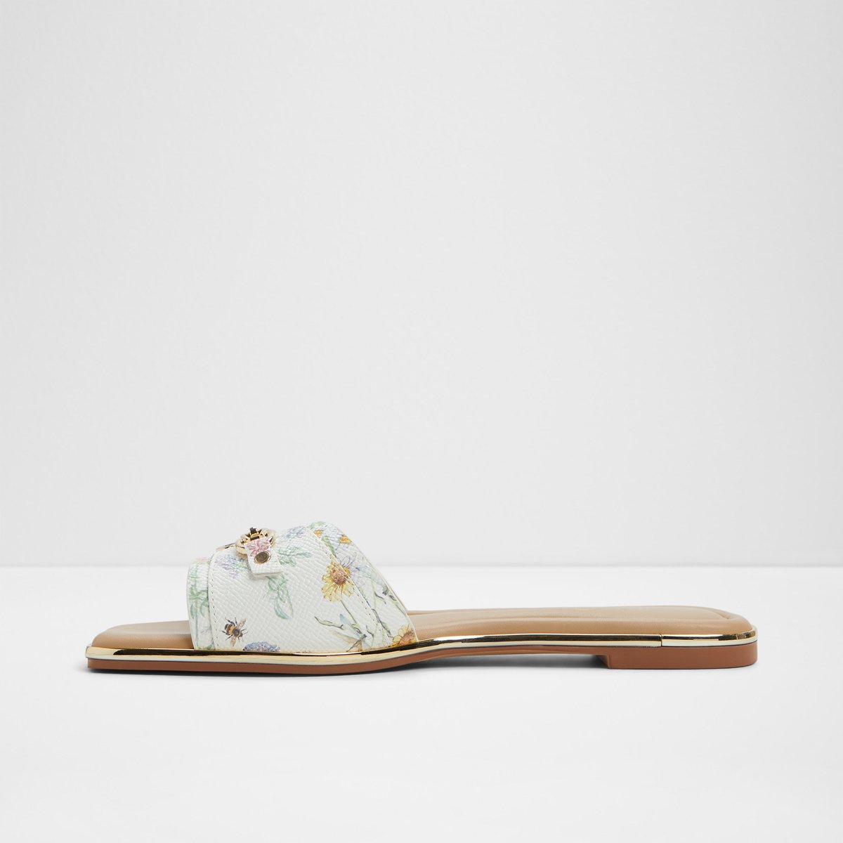 Alamassi Slide Sandals
