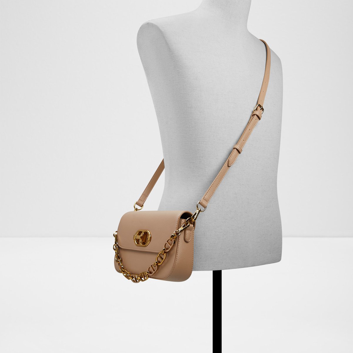 Alannon Cross Body Bag