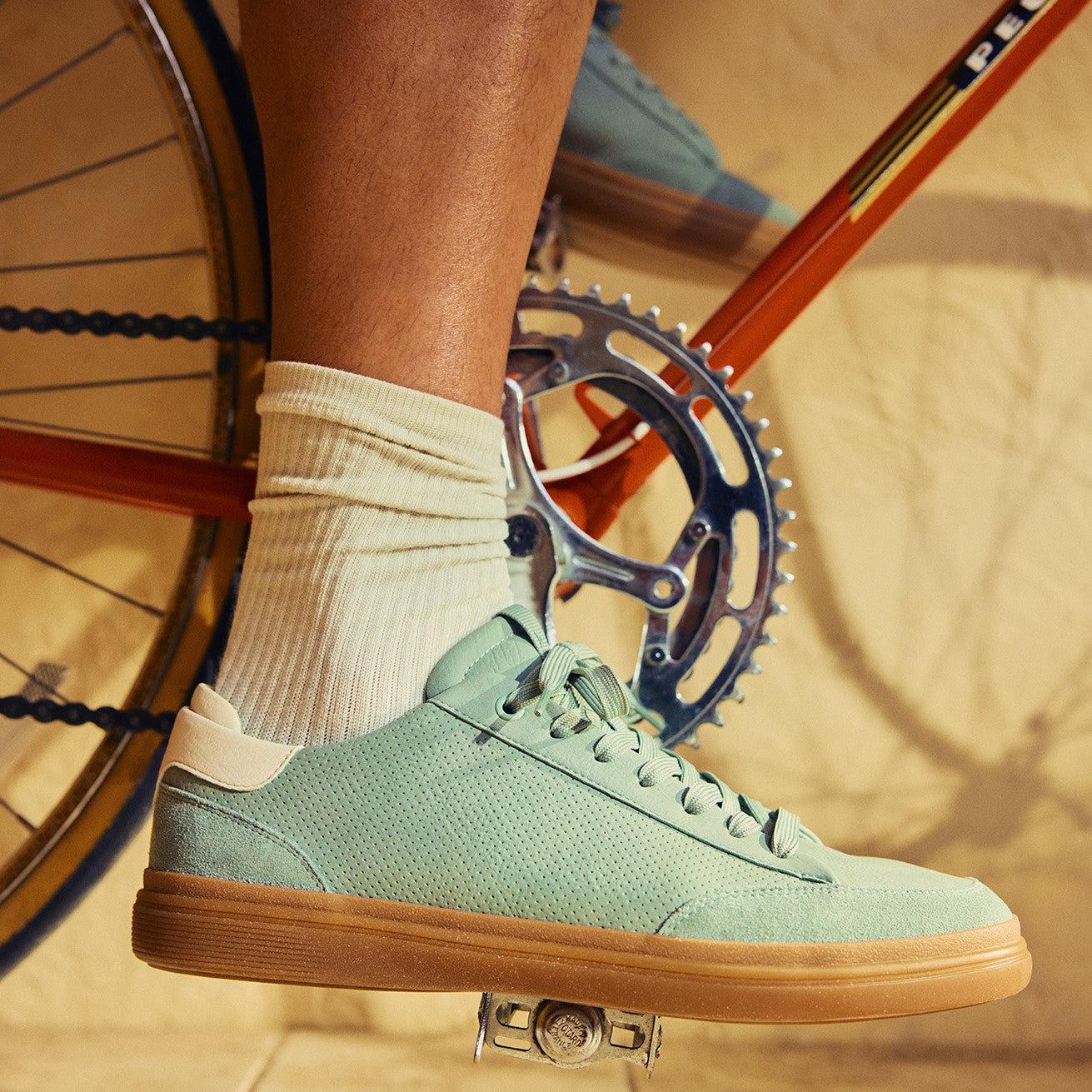 Stepup Low-Top Sneakers