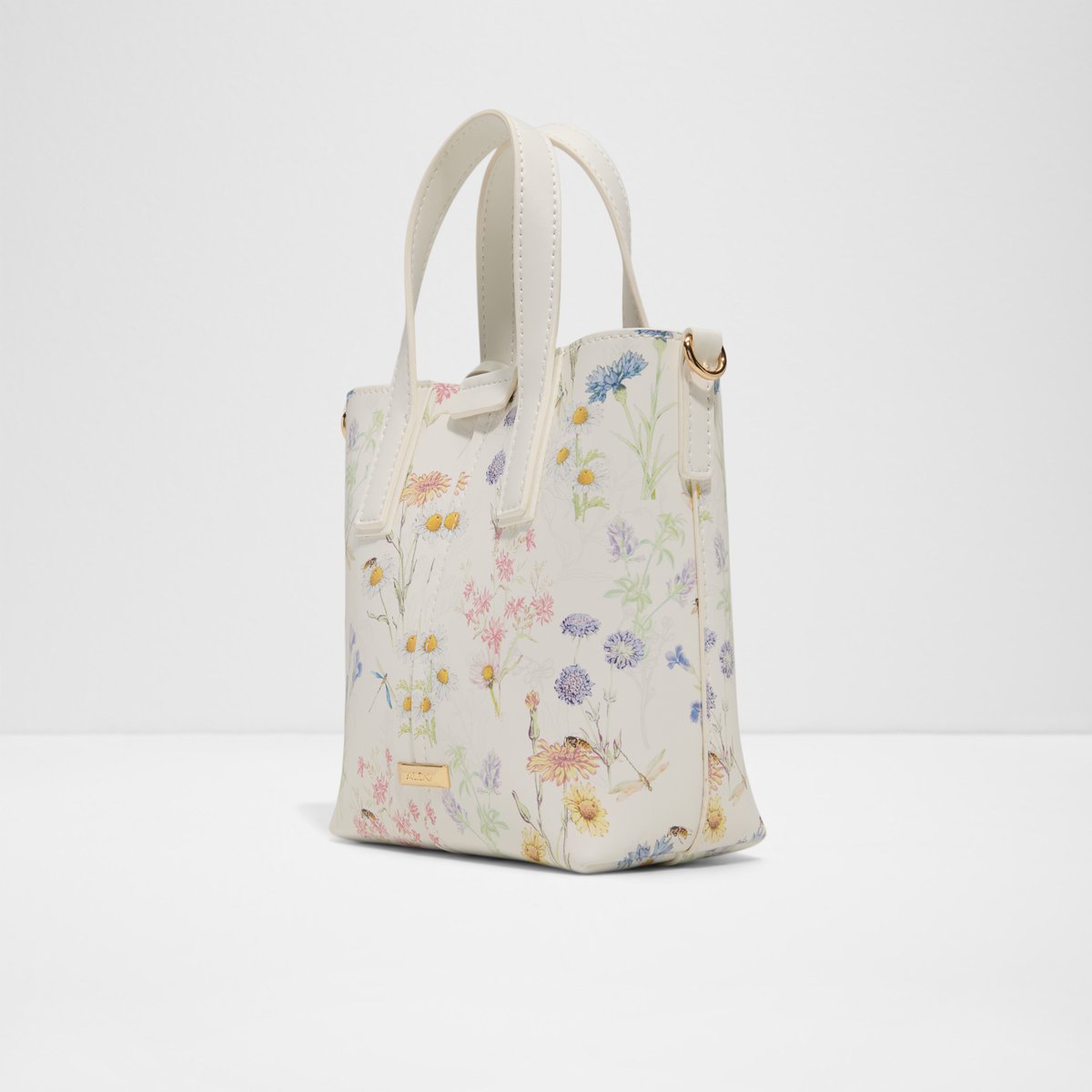 Amelina Bucket Bag