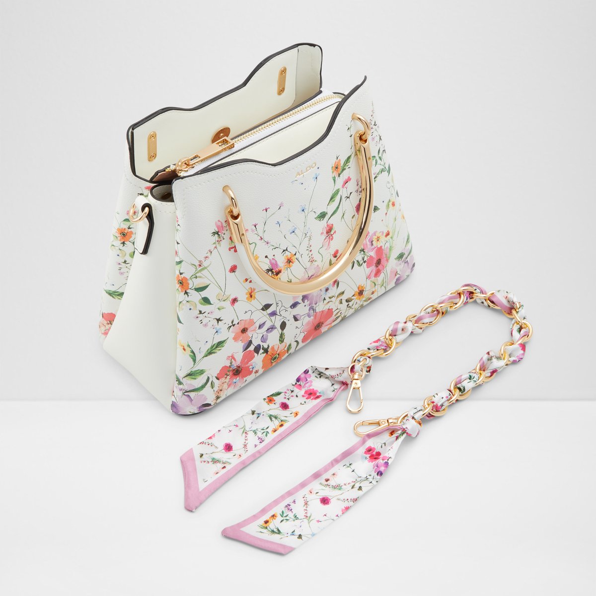 Arrayan Top Handle Bag