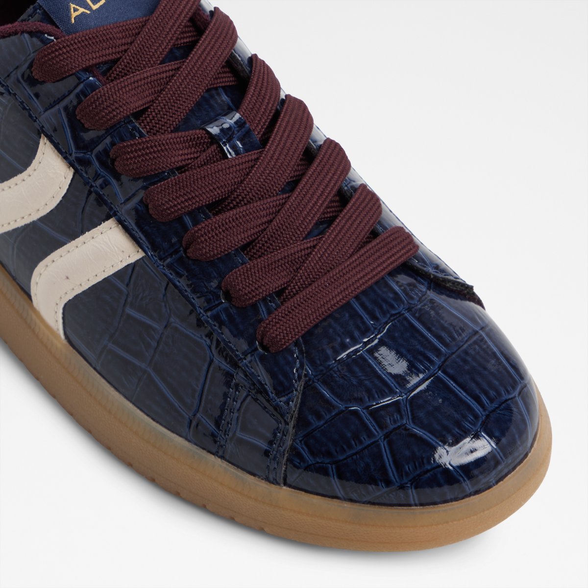 Chicsneaker2 Low-Top Sneakers