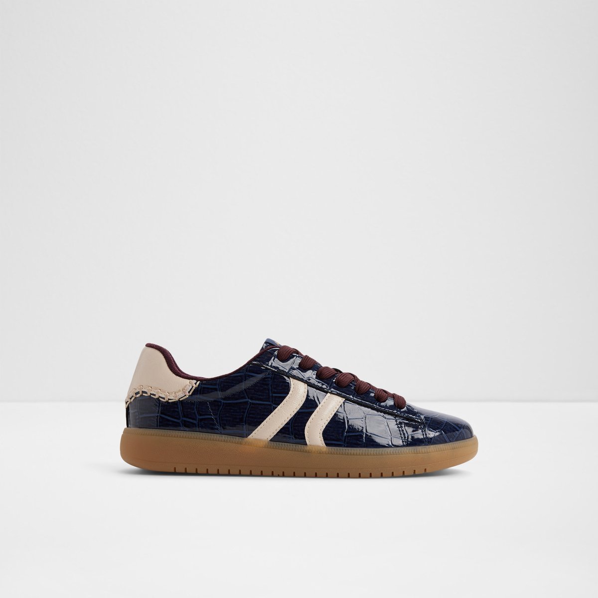 Chicsneaker2 Low-Top Sneakers