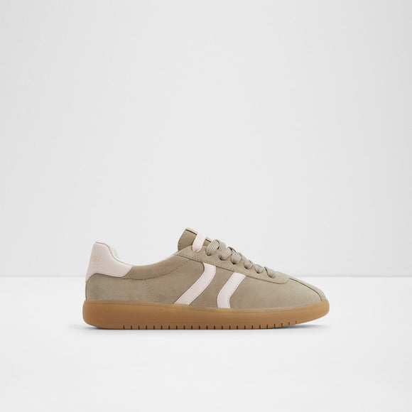 Chicsneaker Low-Top Sneakers