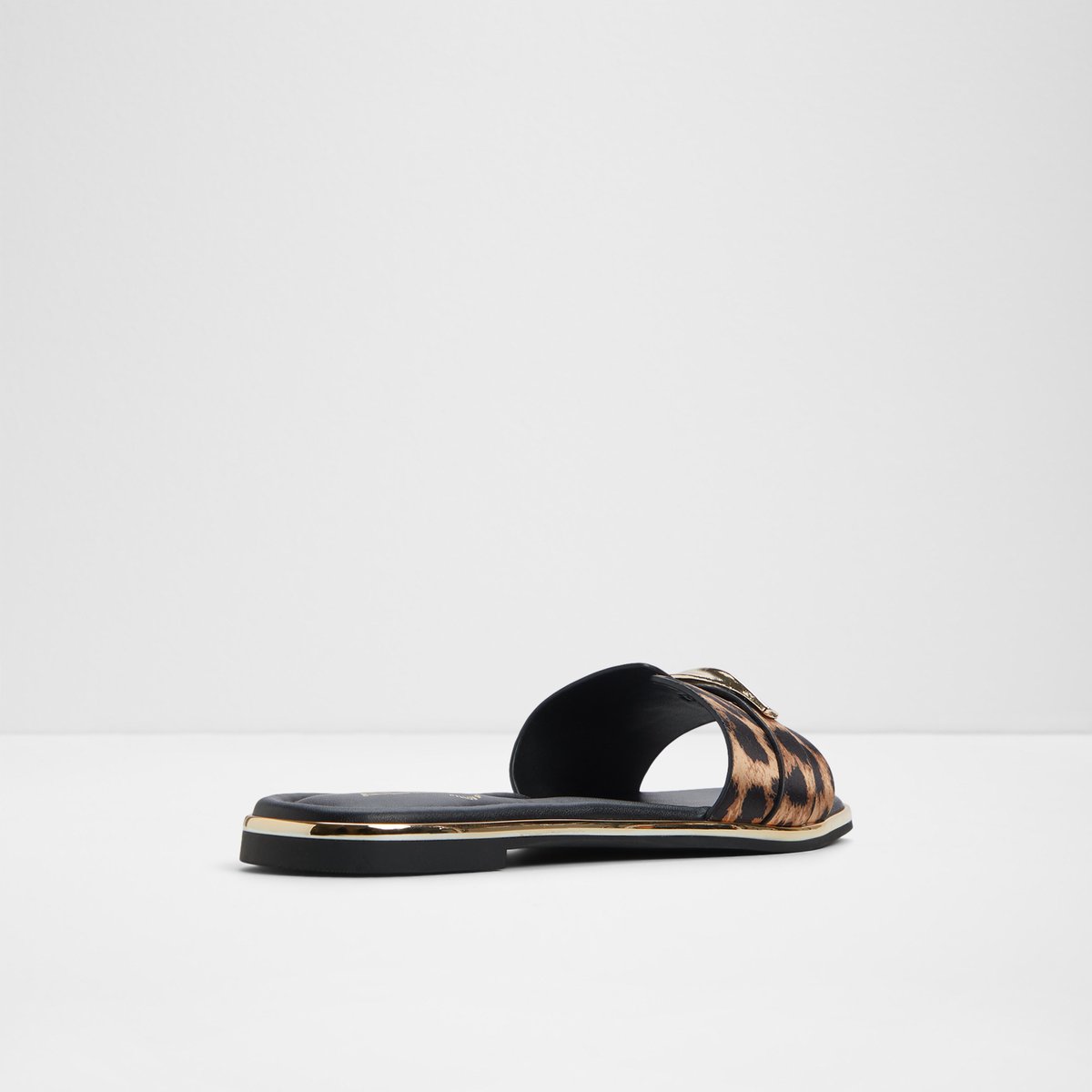Darlina Flat Sandals