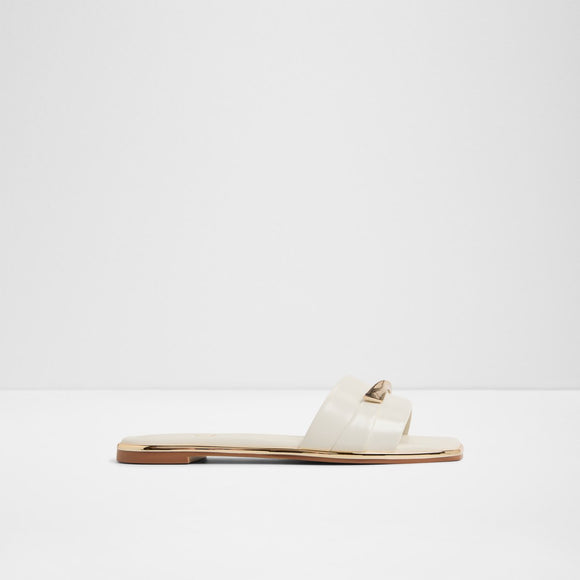 Darlina Flat Sandals