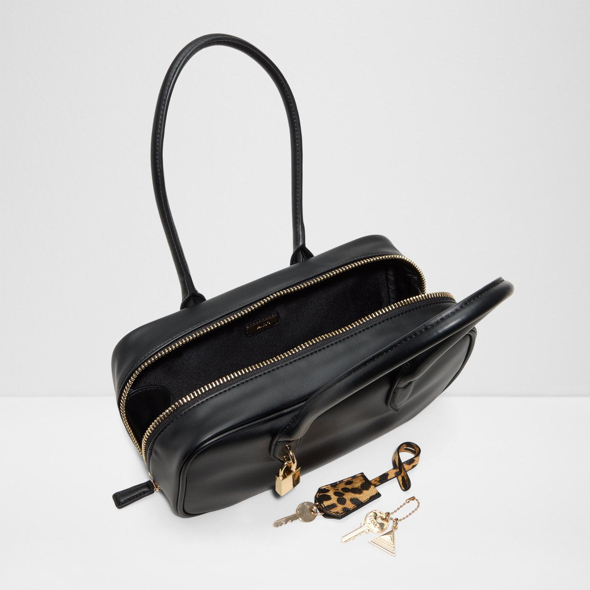 Daystrom Shoulder Bag