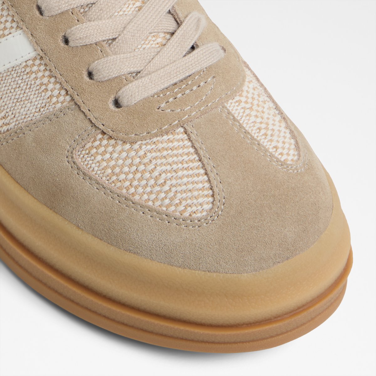 Elabrintar Low-Top Sneakers