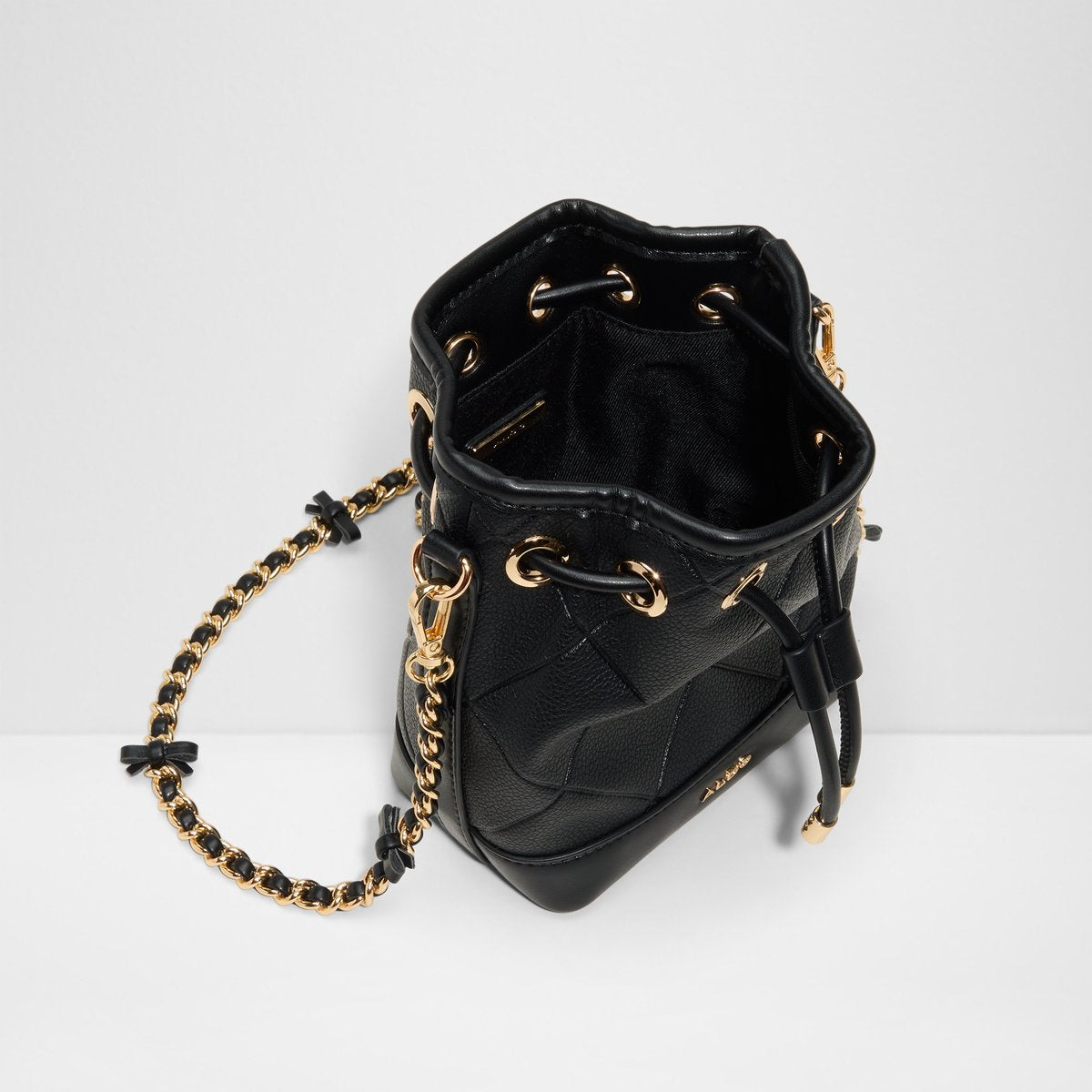 Elynnaa Bucket Bag