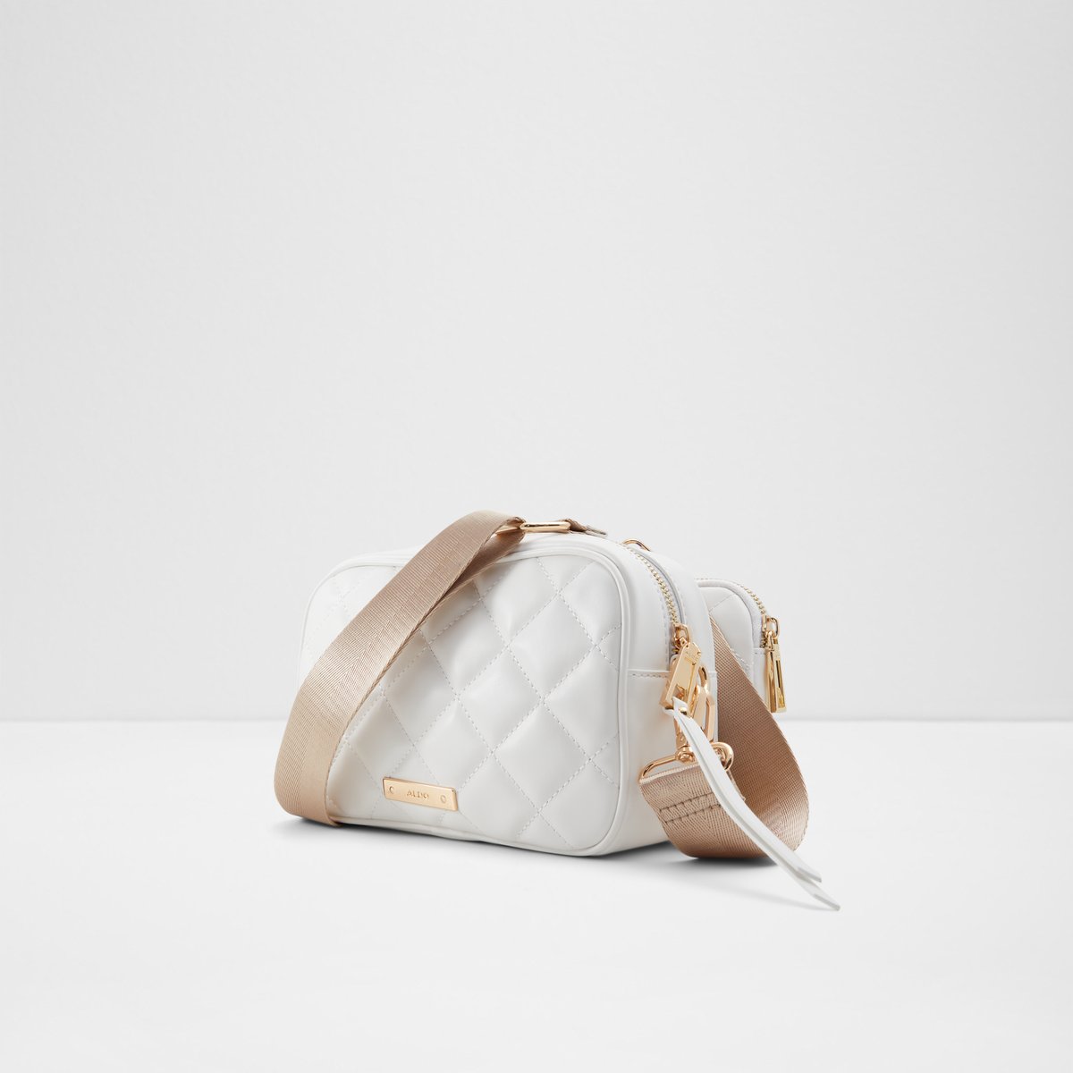 Evelia Cross Body Bag