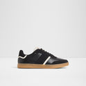 Freekick Low-Top Sneakers