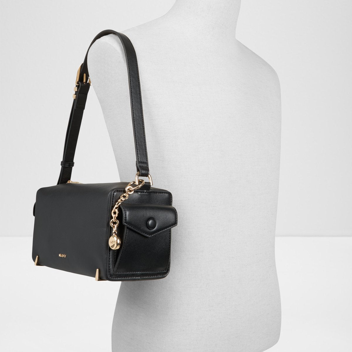 Ganeva Shoulder Bag