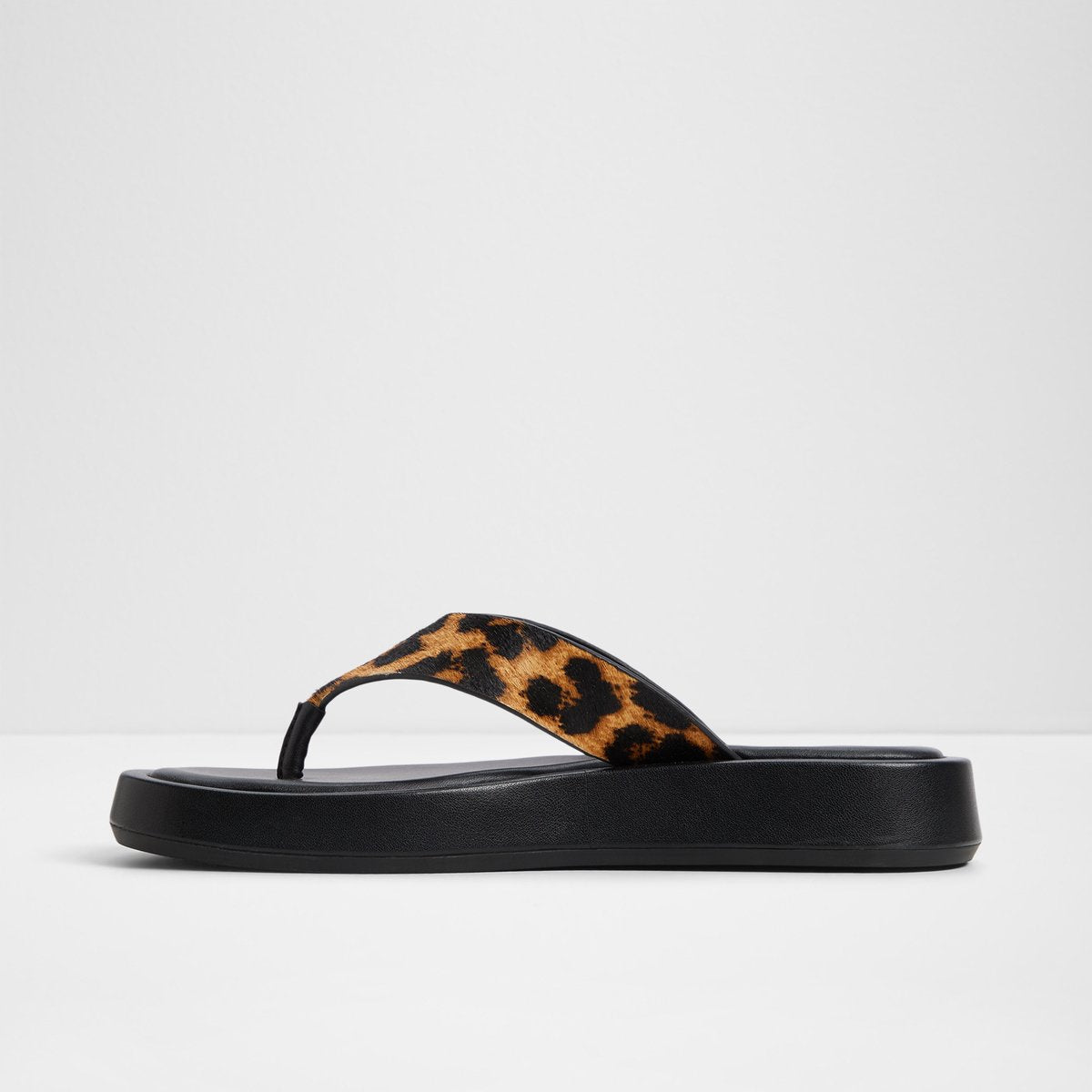 Grettle Flip Flop Sandals