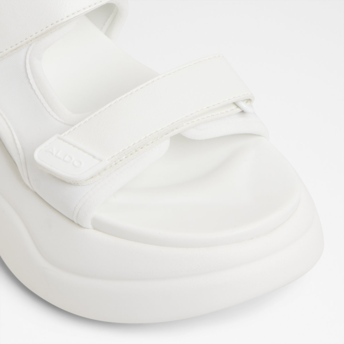 Halaleria Wedge Sandals