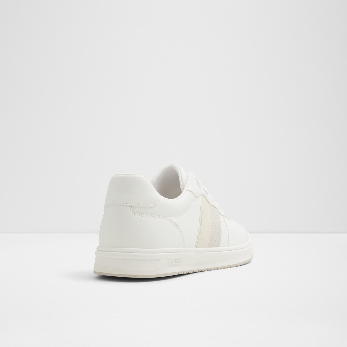 Morrisey Low-Top Sneakers