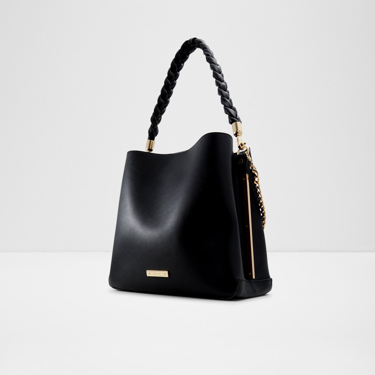 Nalayna Bucket Bag