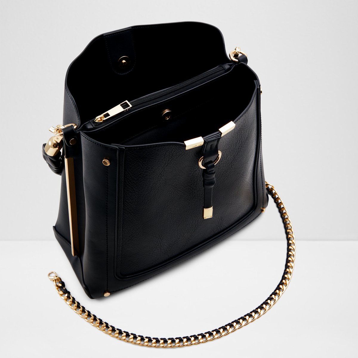 Nalayna Bucket Bag