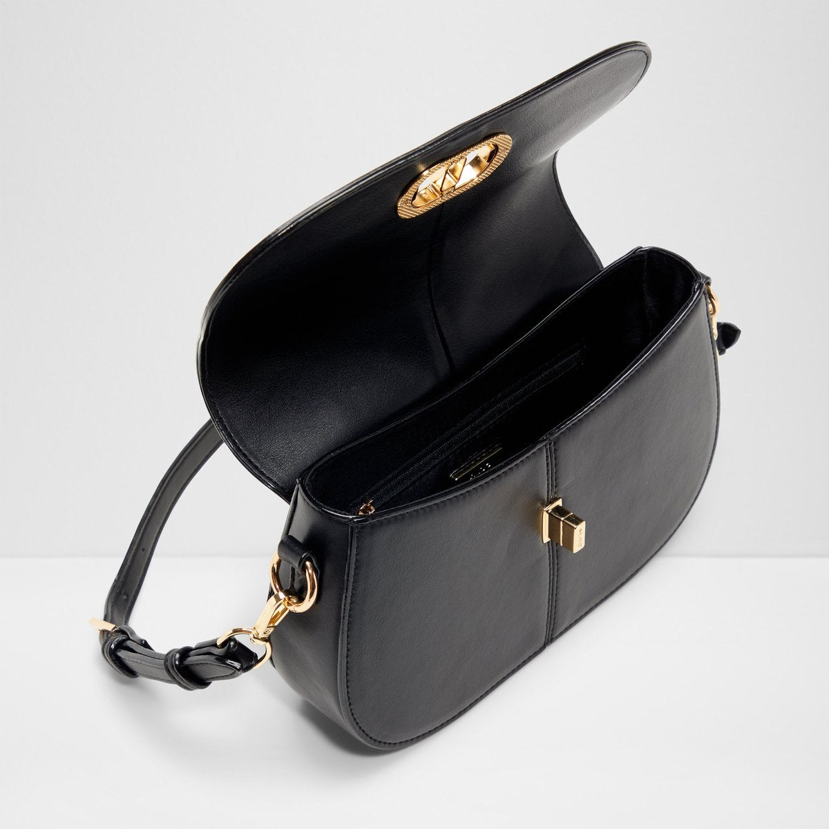 Ruyana Shoulder Bag