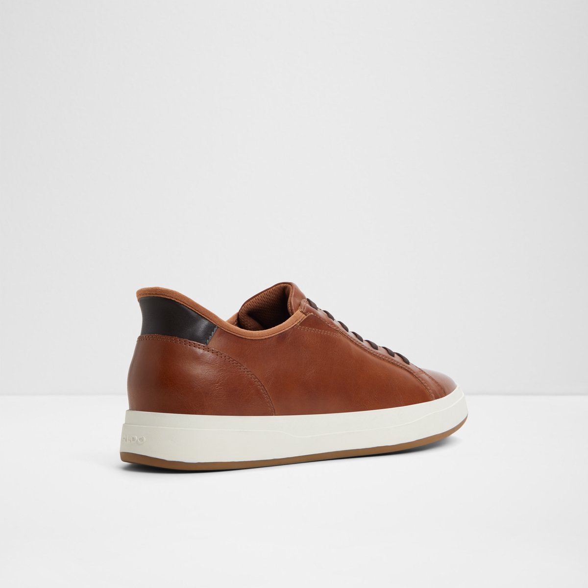 Scottie Low-Top Sneakers