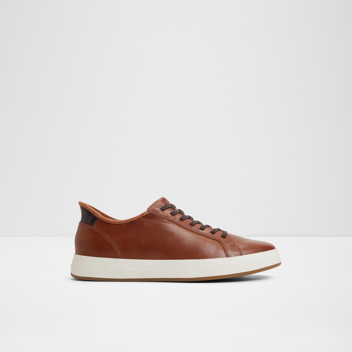 Scottie Low-Top Sneakers
