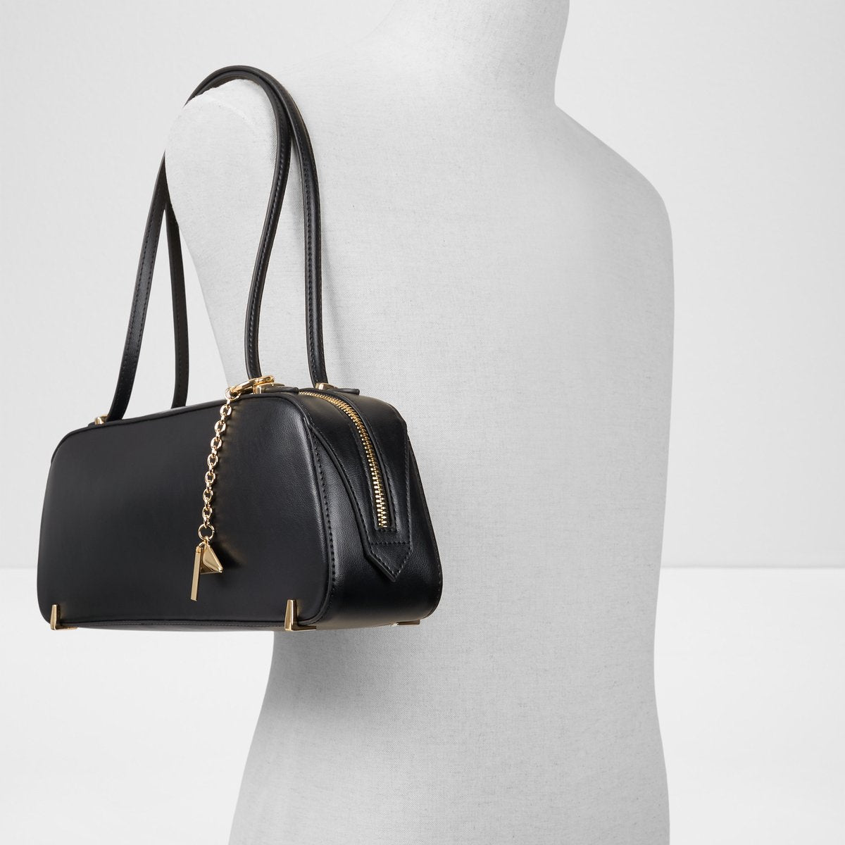 Thaleli Shoulder Bag