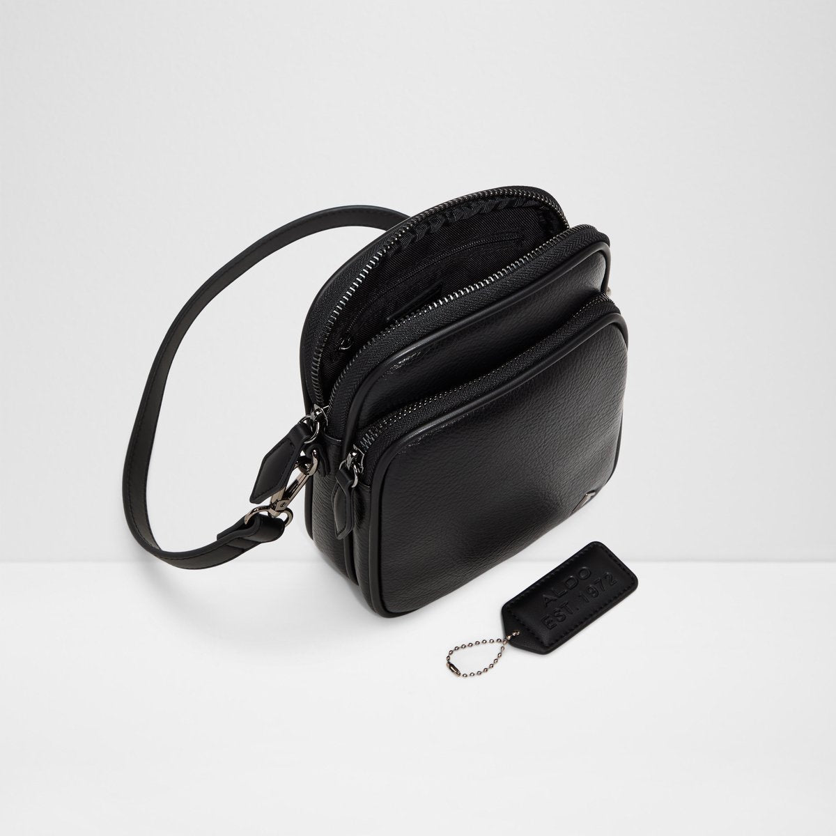 Thompso Cross Body Bag