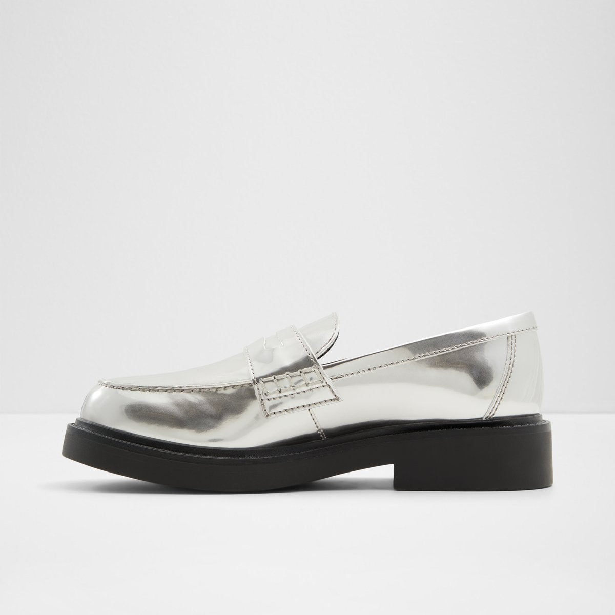 Verima Loafers