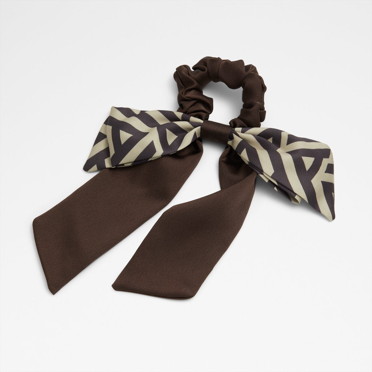 Adromar Scrunchie