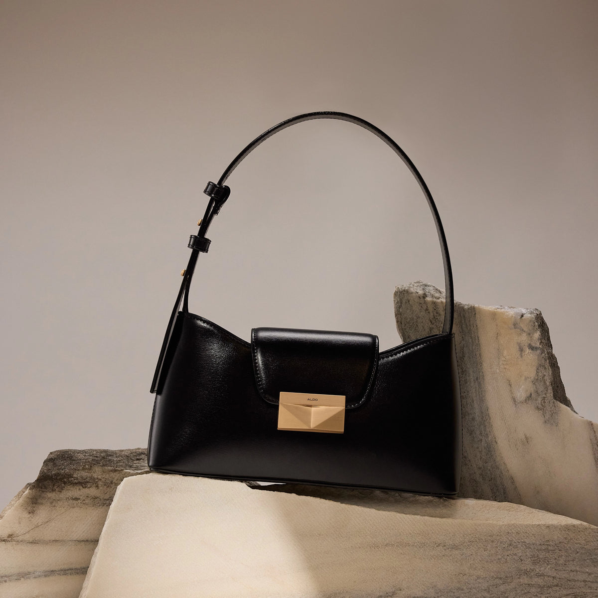 Itshoulder Shoulder Bag
