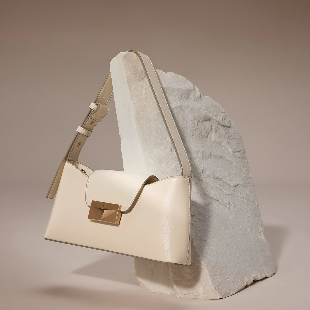 Itshoulder Shoulder Bag