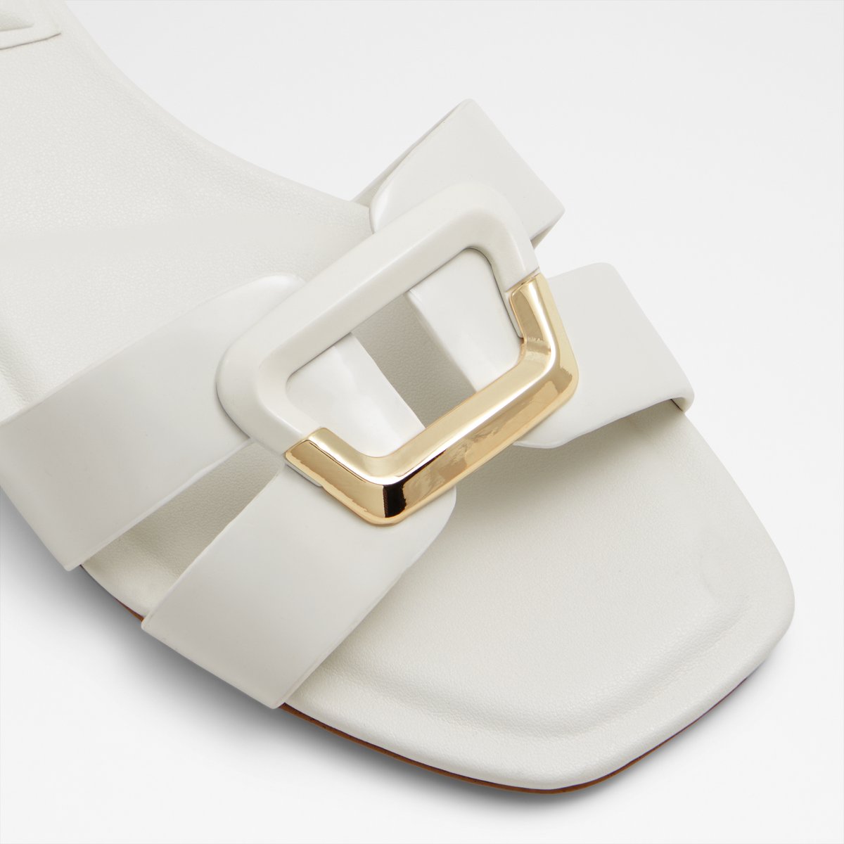 Alamaendar Heeled Sandals