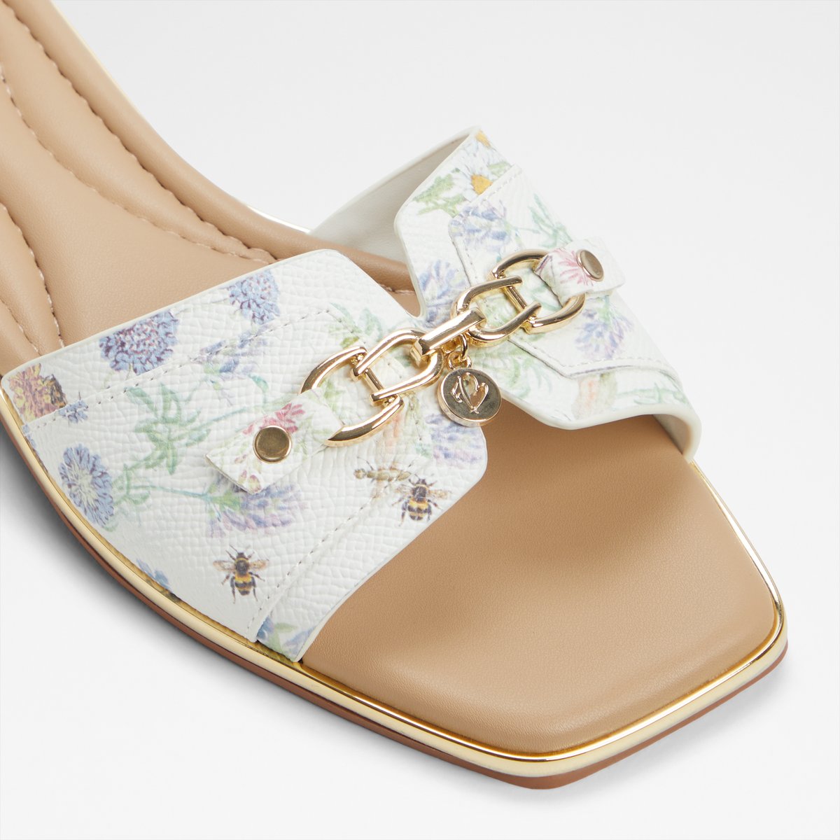 Alamassi Slide Sandals