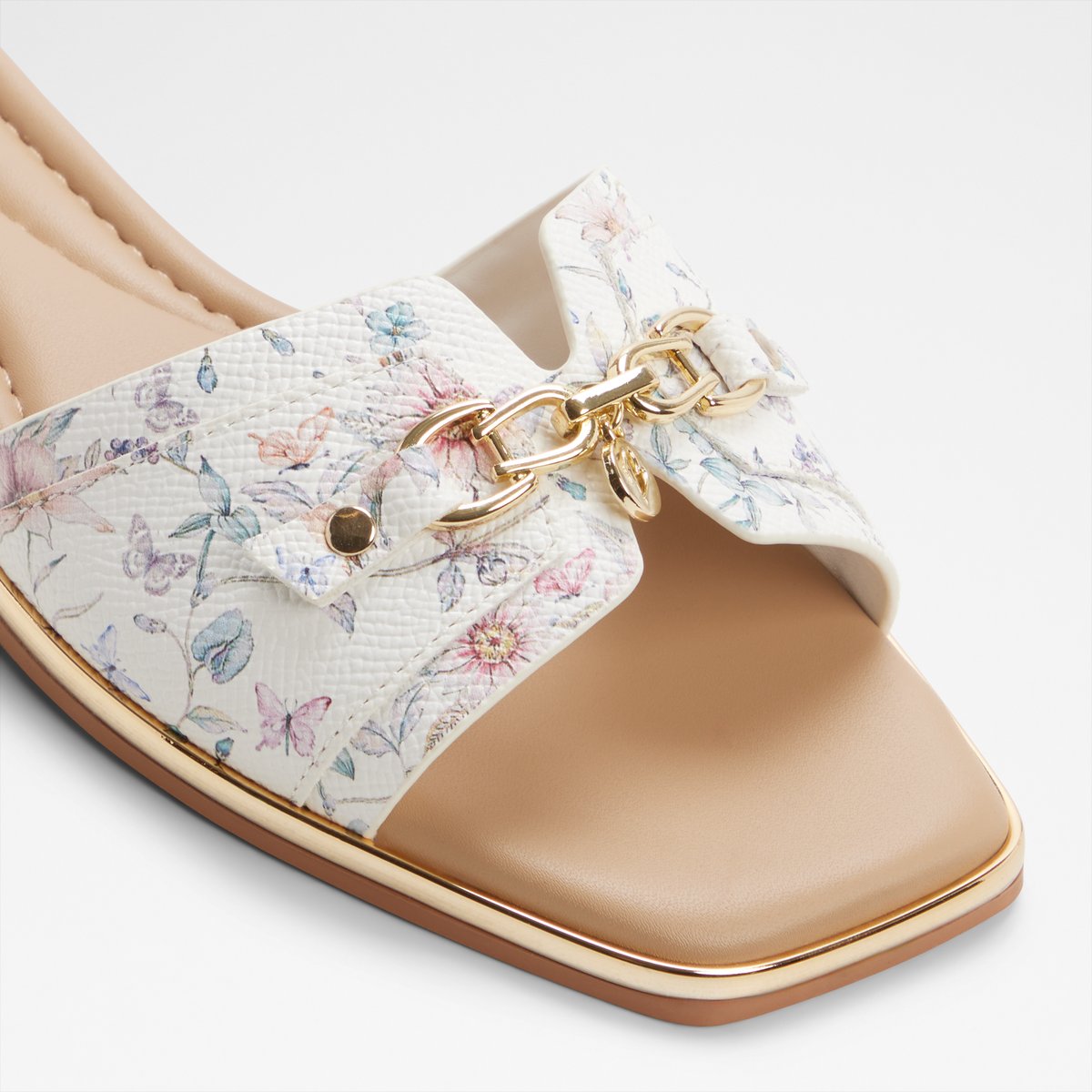 Alamassi Slide Sandals