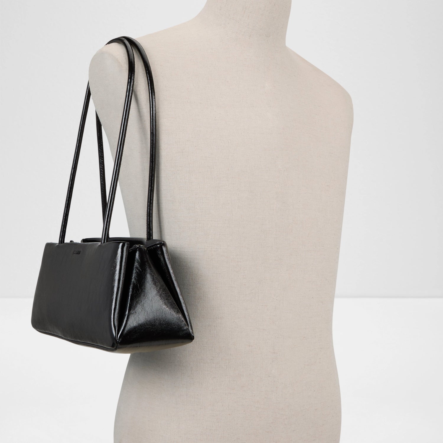 Alesia Shoulder Bag