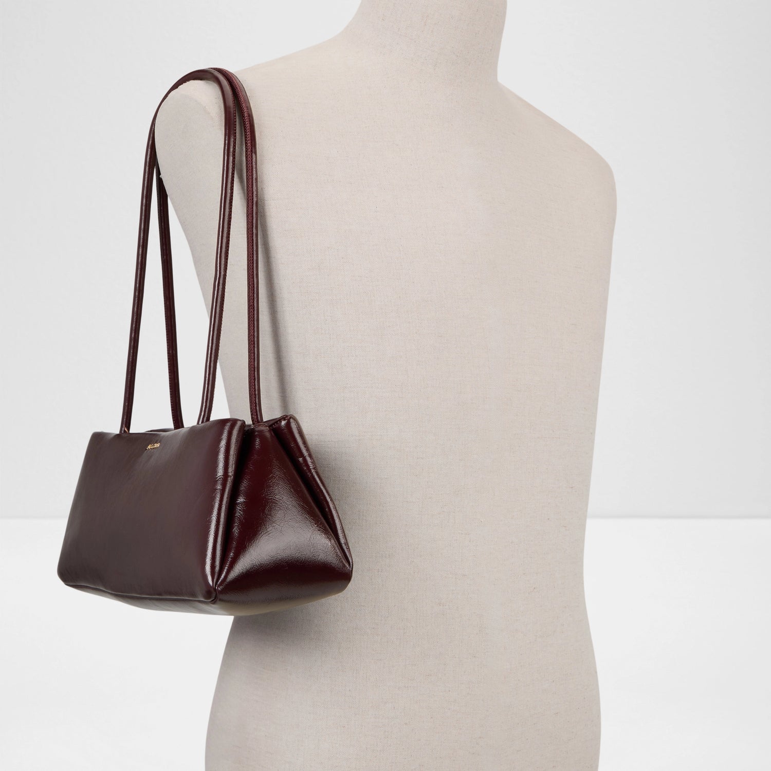 Alesia Shoulder Bag
