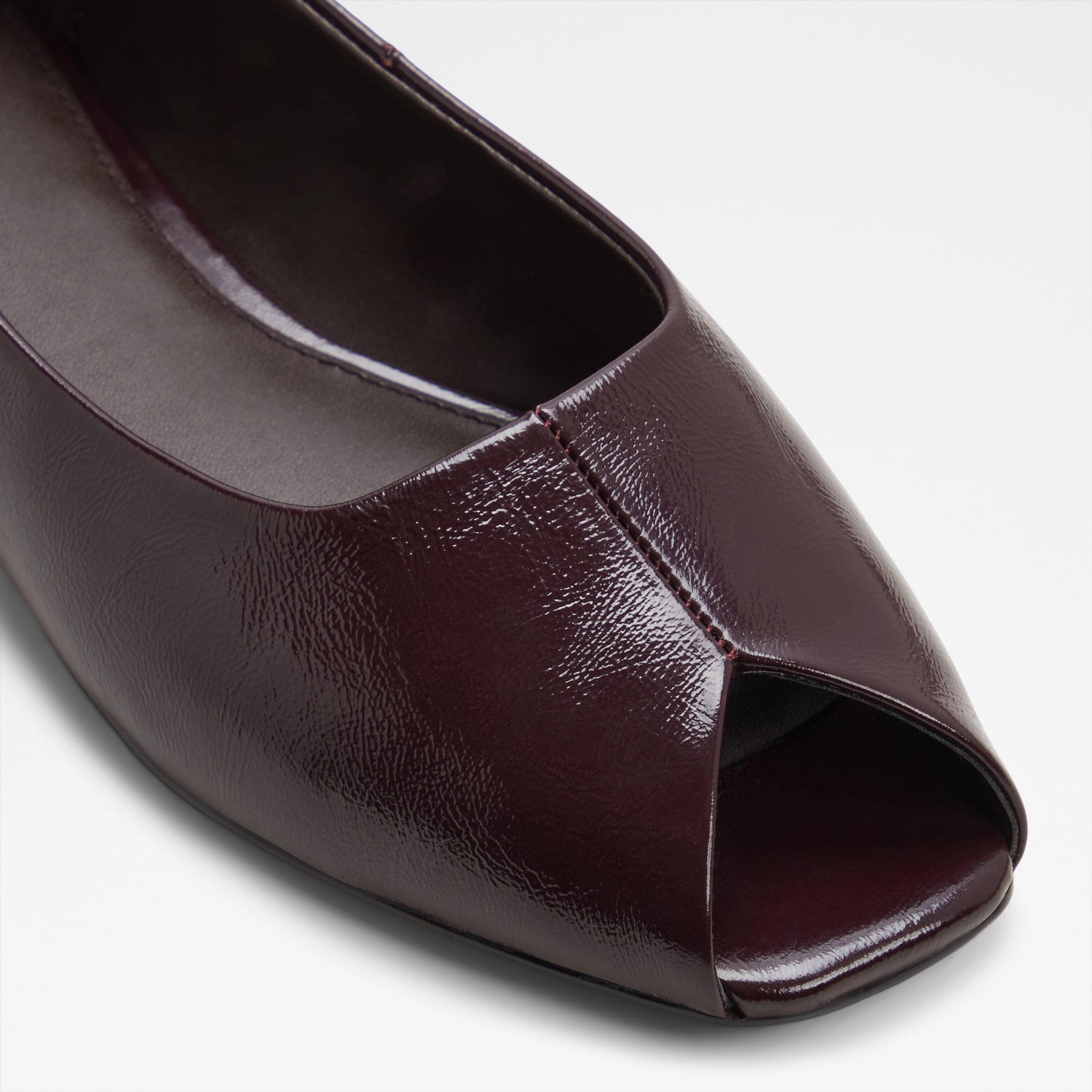 Alieiki Ballet Flats