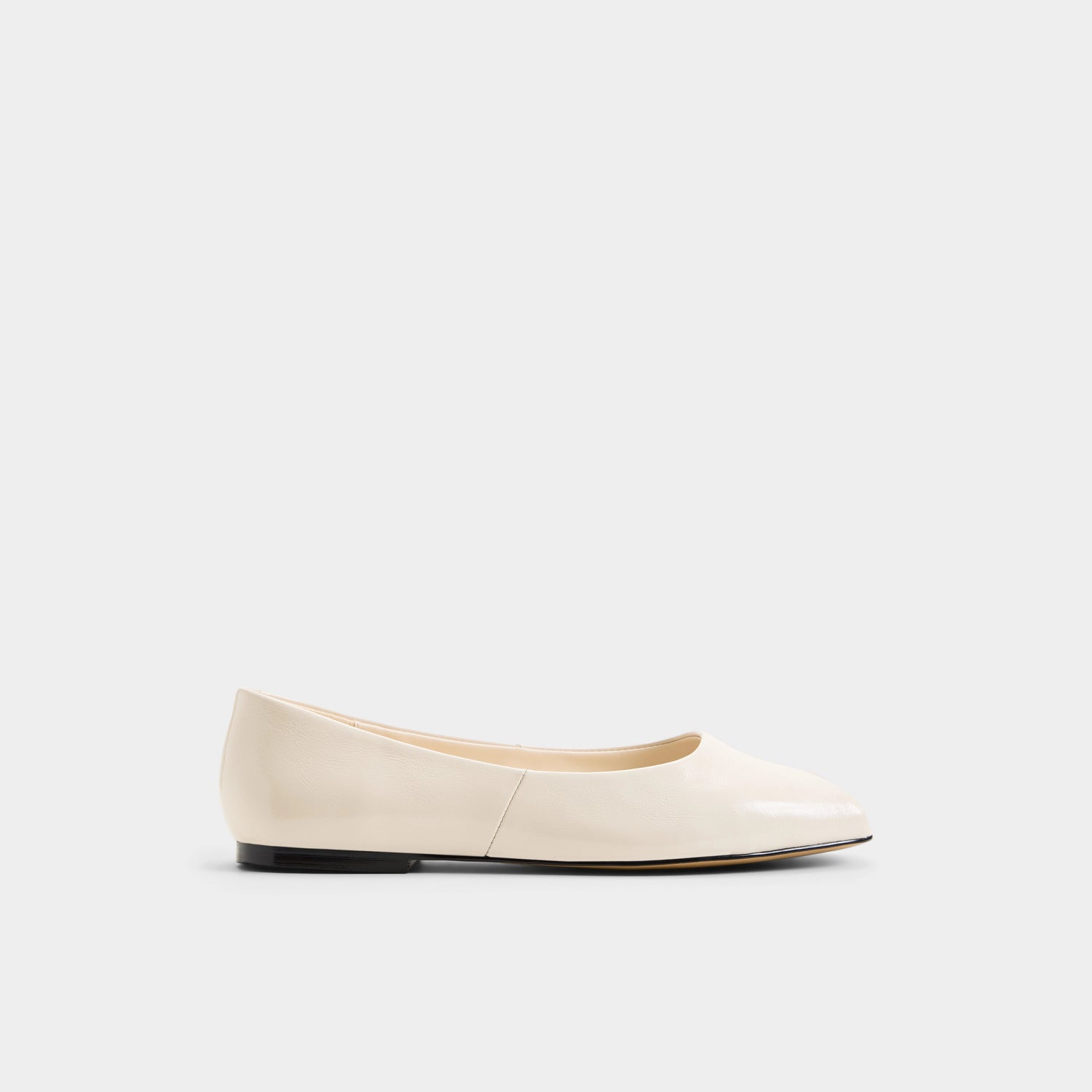 Alieiki Ballet Flats