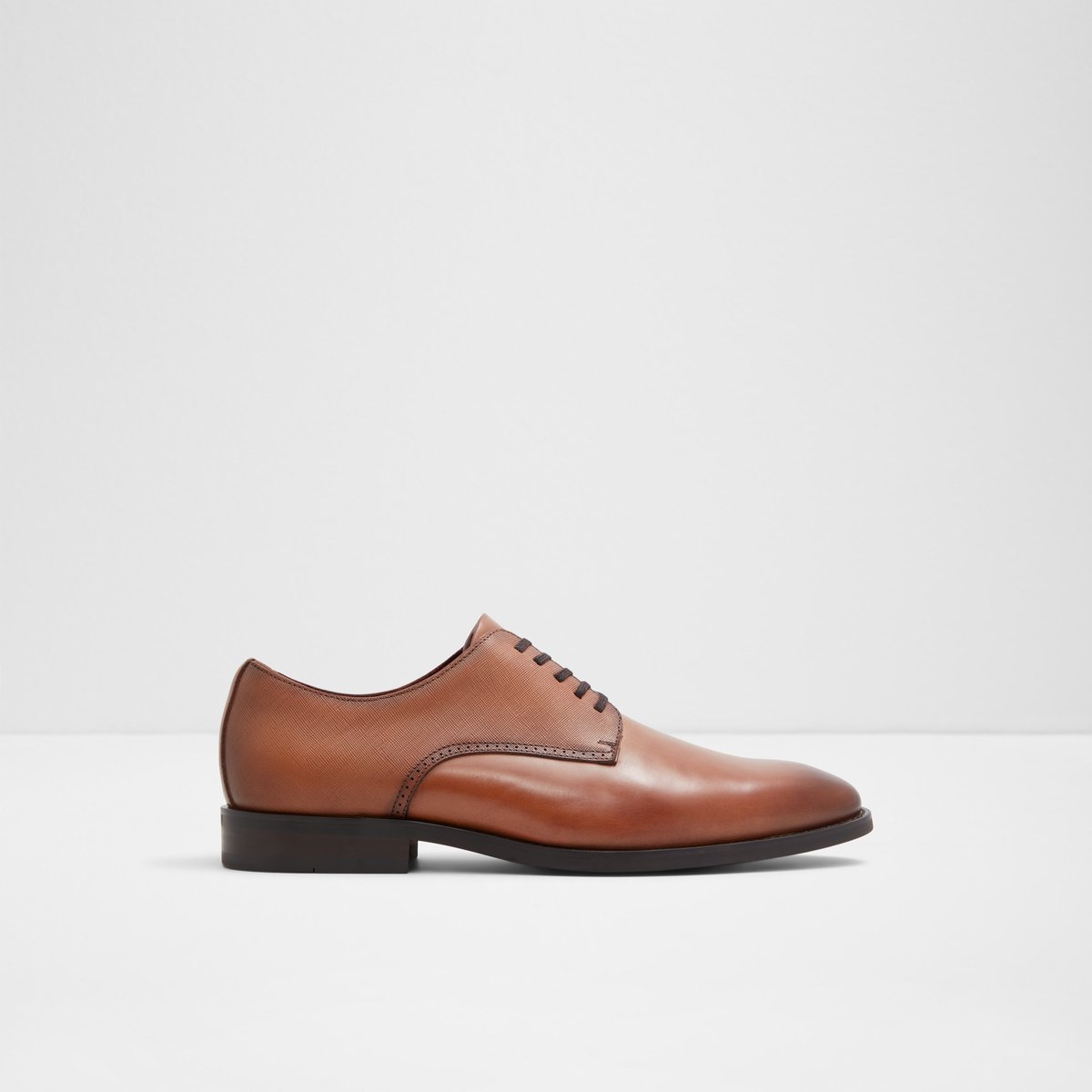 Amares Lace-Up Shoes