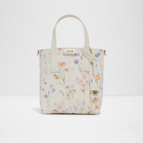 Amelina Bucket Bag