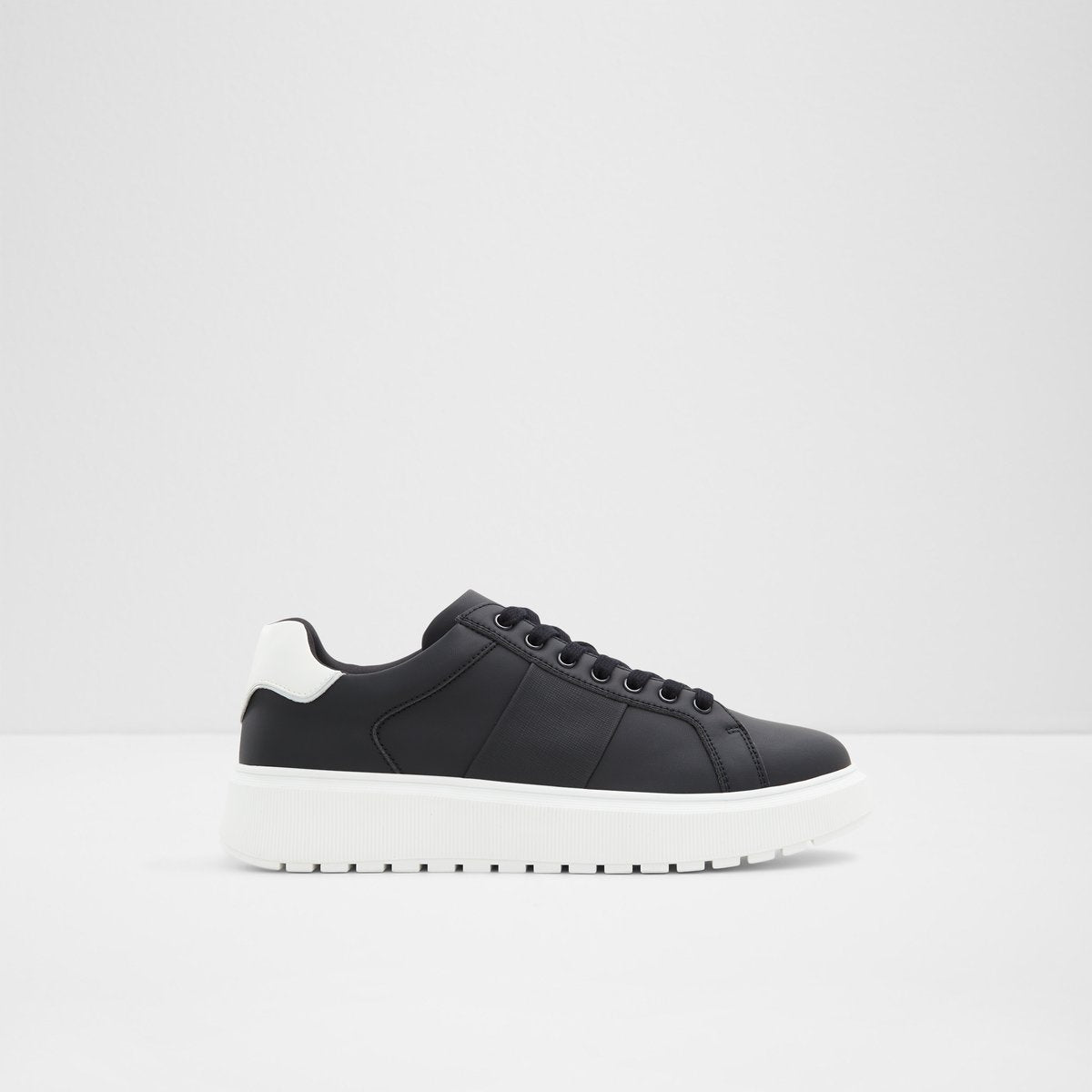 Ander Low-Top Sneakers