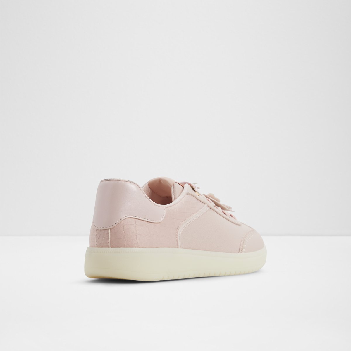 Areanne Low-Top Sneakers