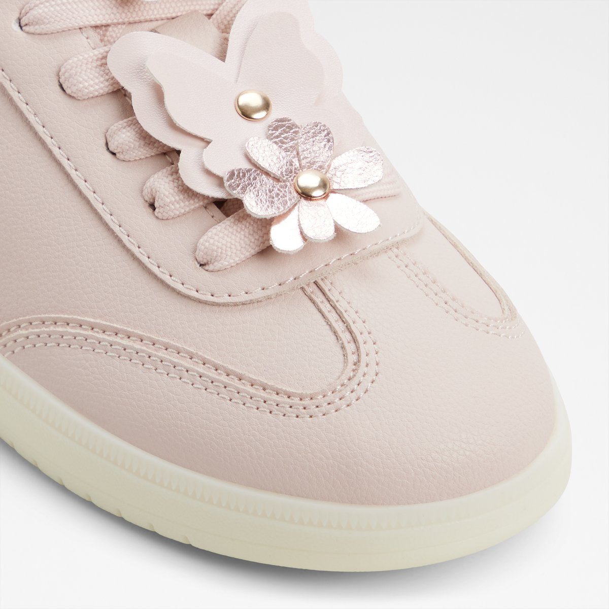 Areanne Low-Top Sneakers