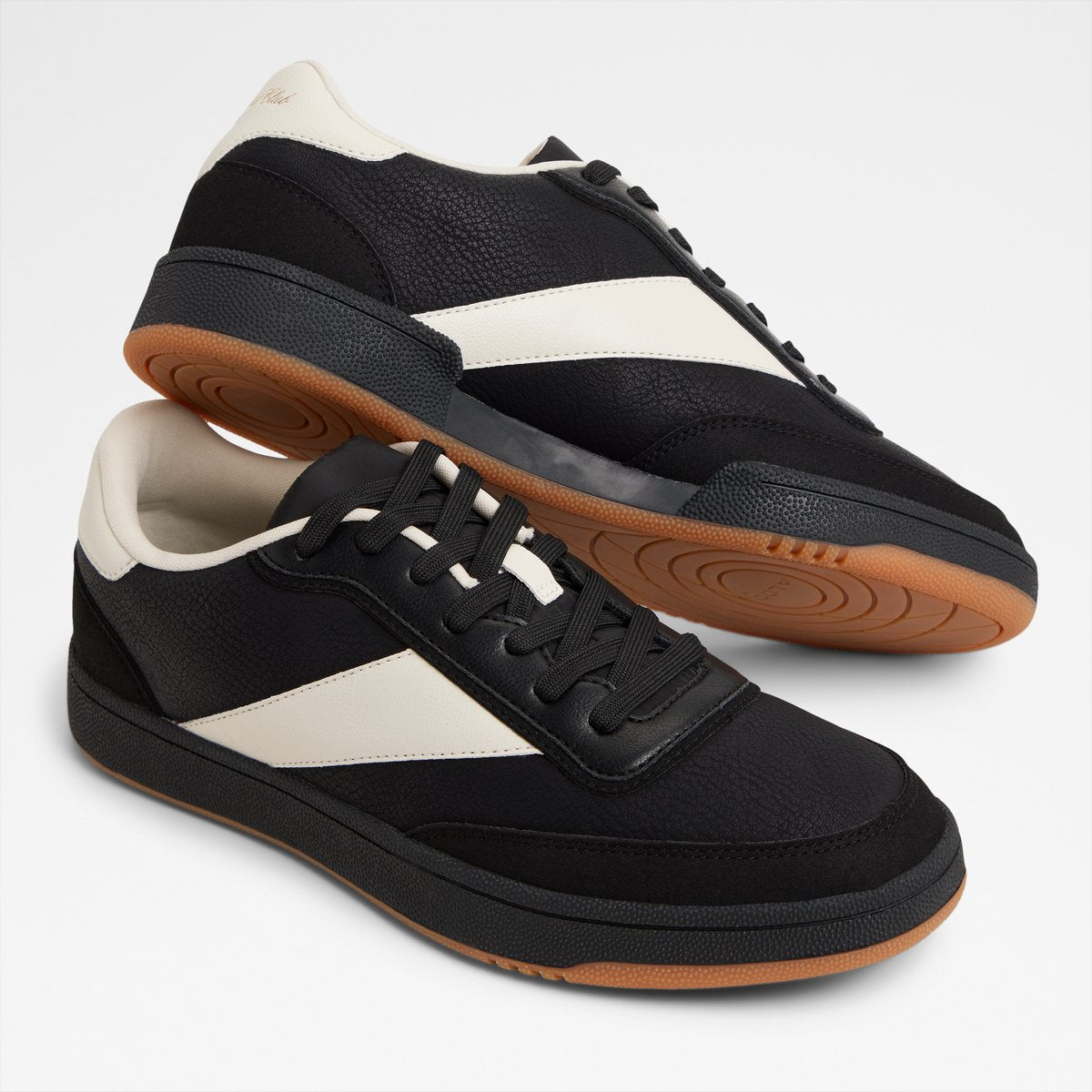 Ashwin Low-Top Sneakers