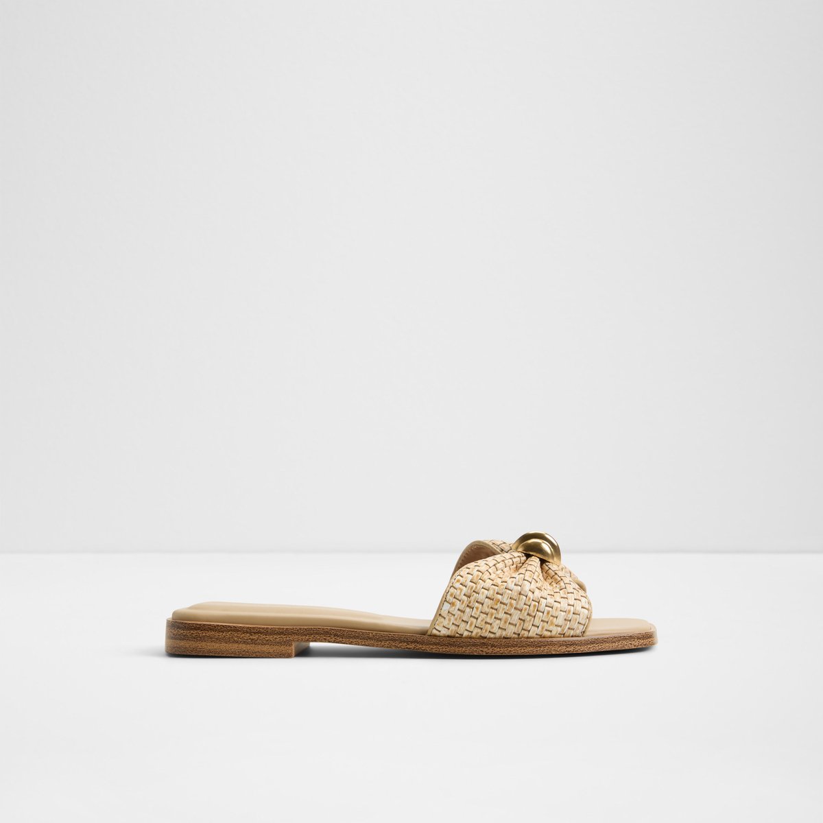 Auria Flat Sandals