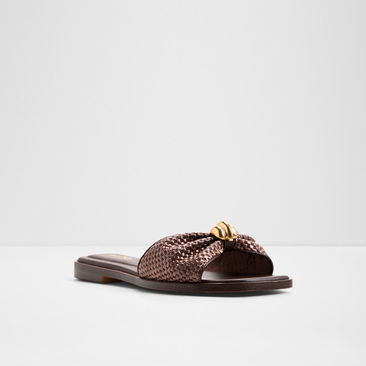Auria Flat Sandals