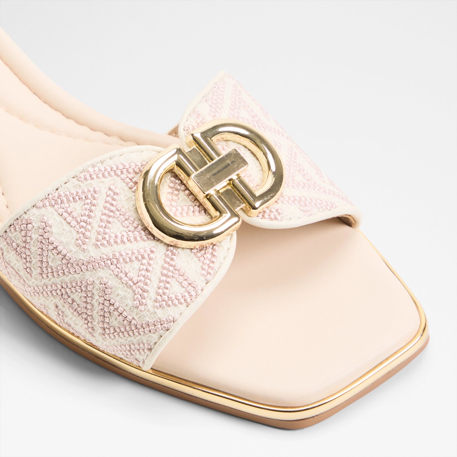 Bellenor Slide Sandals