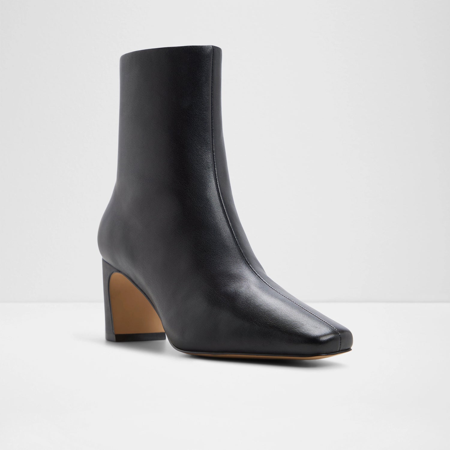Bethina Ankle Boots