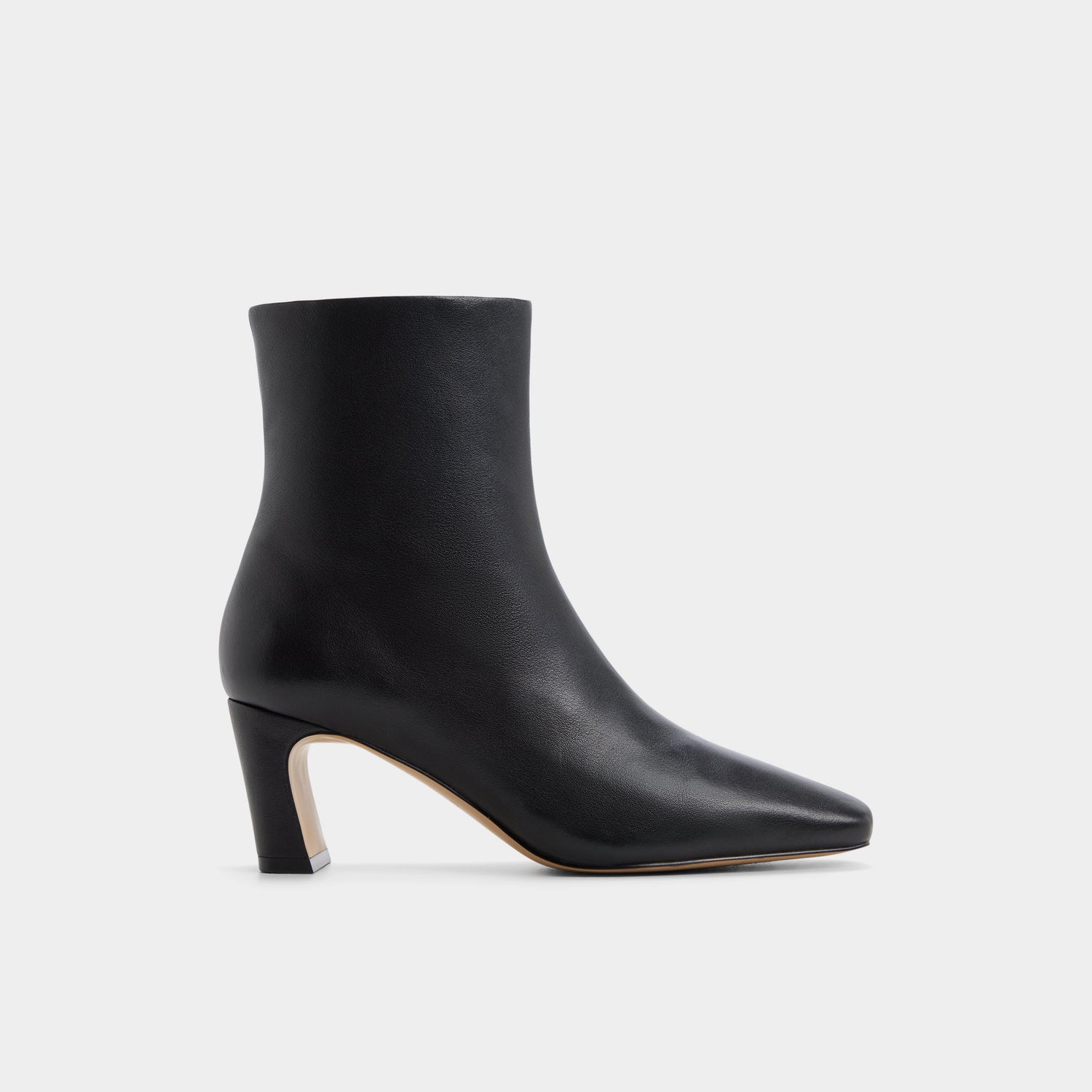 Bethina Ankle Boots