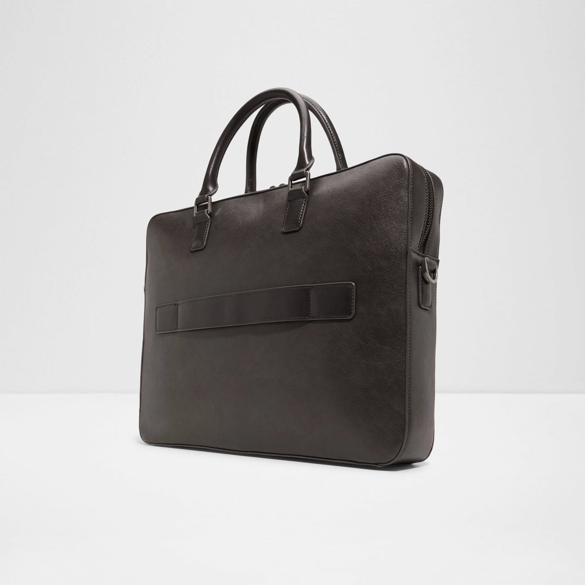 Bradleey Messenger Bag